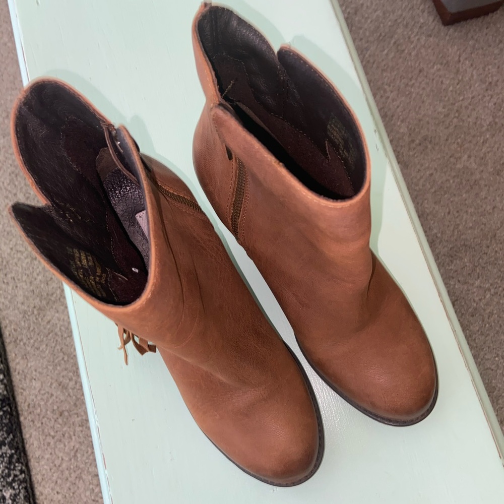 Steve Madden fringe Booties - Picture 4 of 5